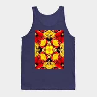 Beautiful autumn leaves pattern. Tank Top